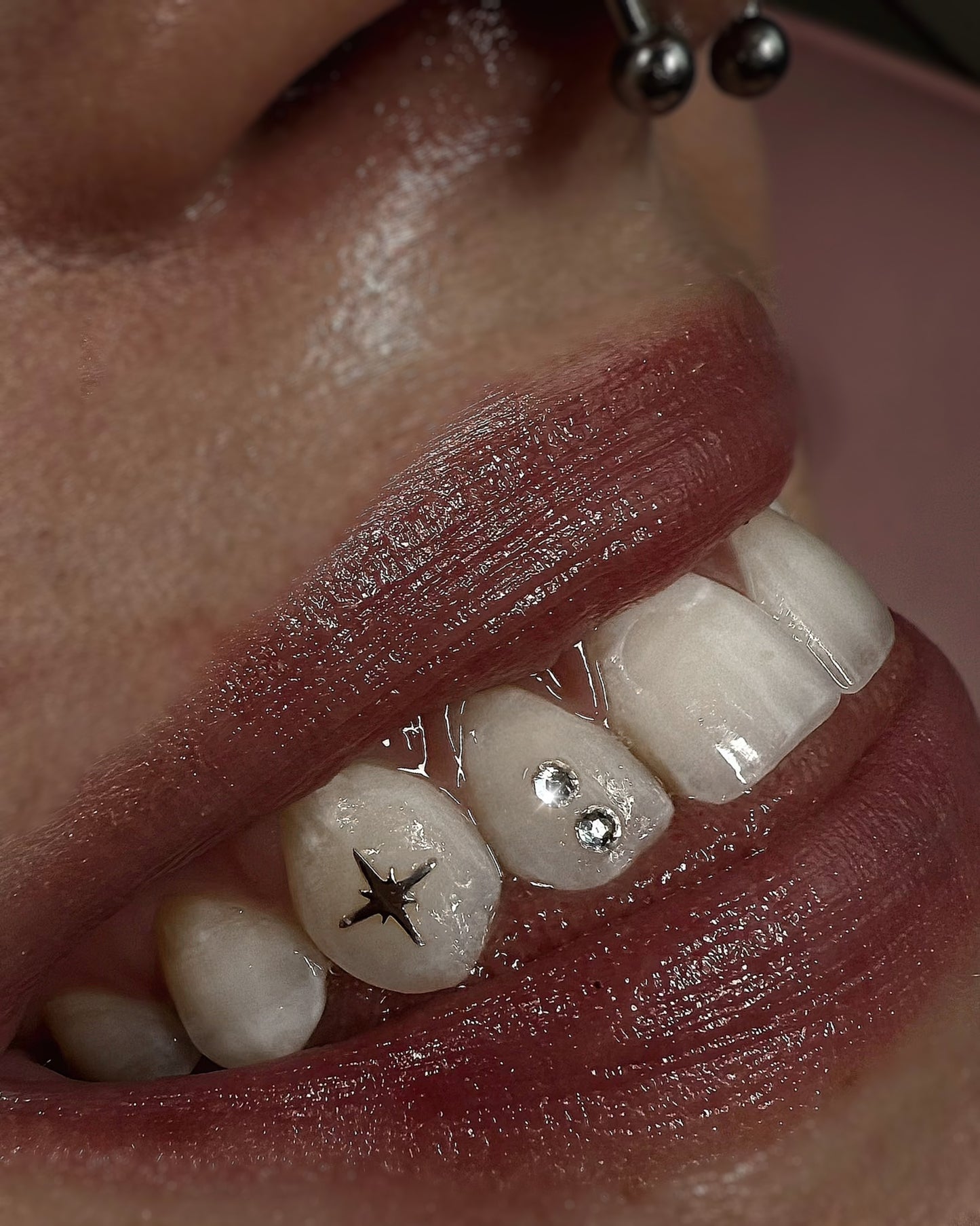 8-point Star 18k Gold Tooth Charm