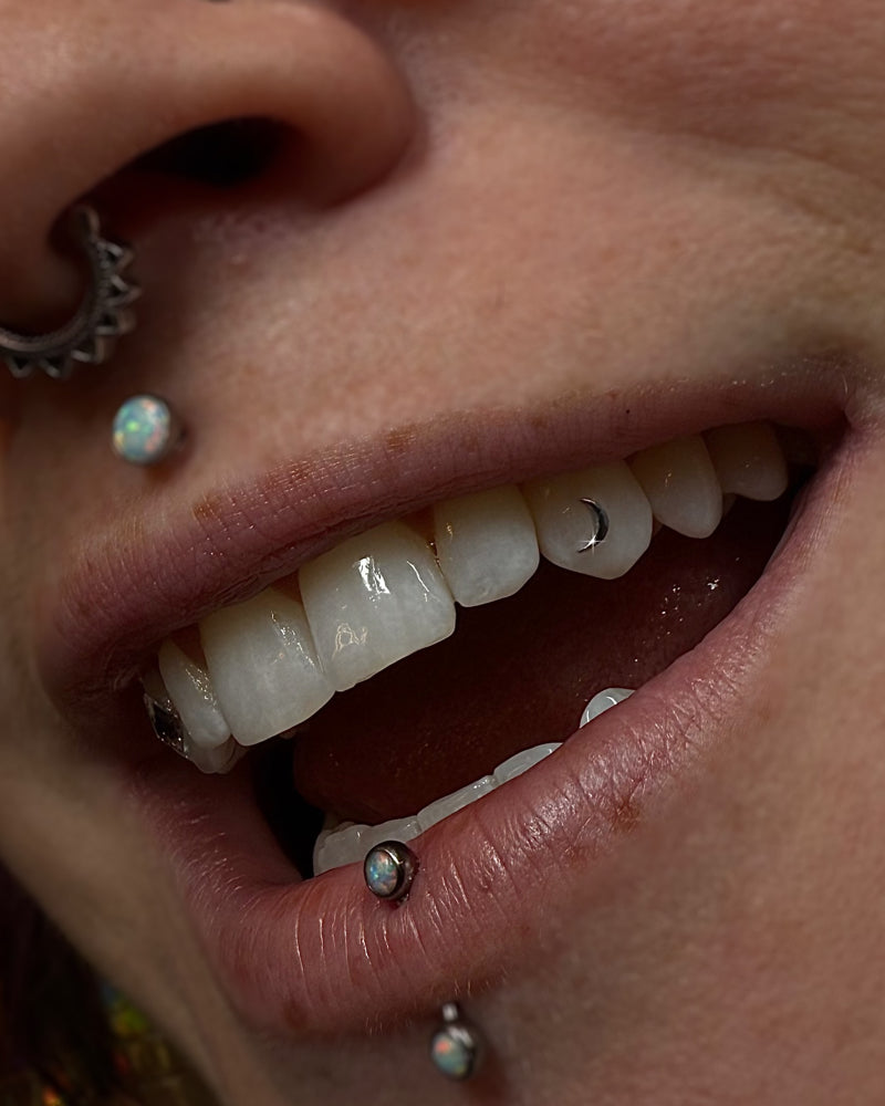 Crescent Moon 18k Gold Tooth Charm