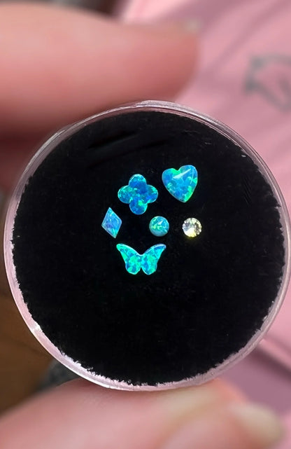 Opal Clover Tooth Gem